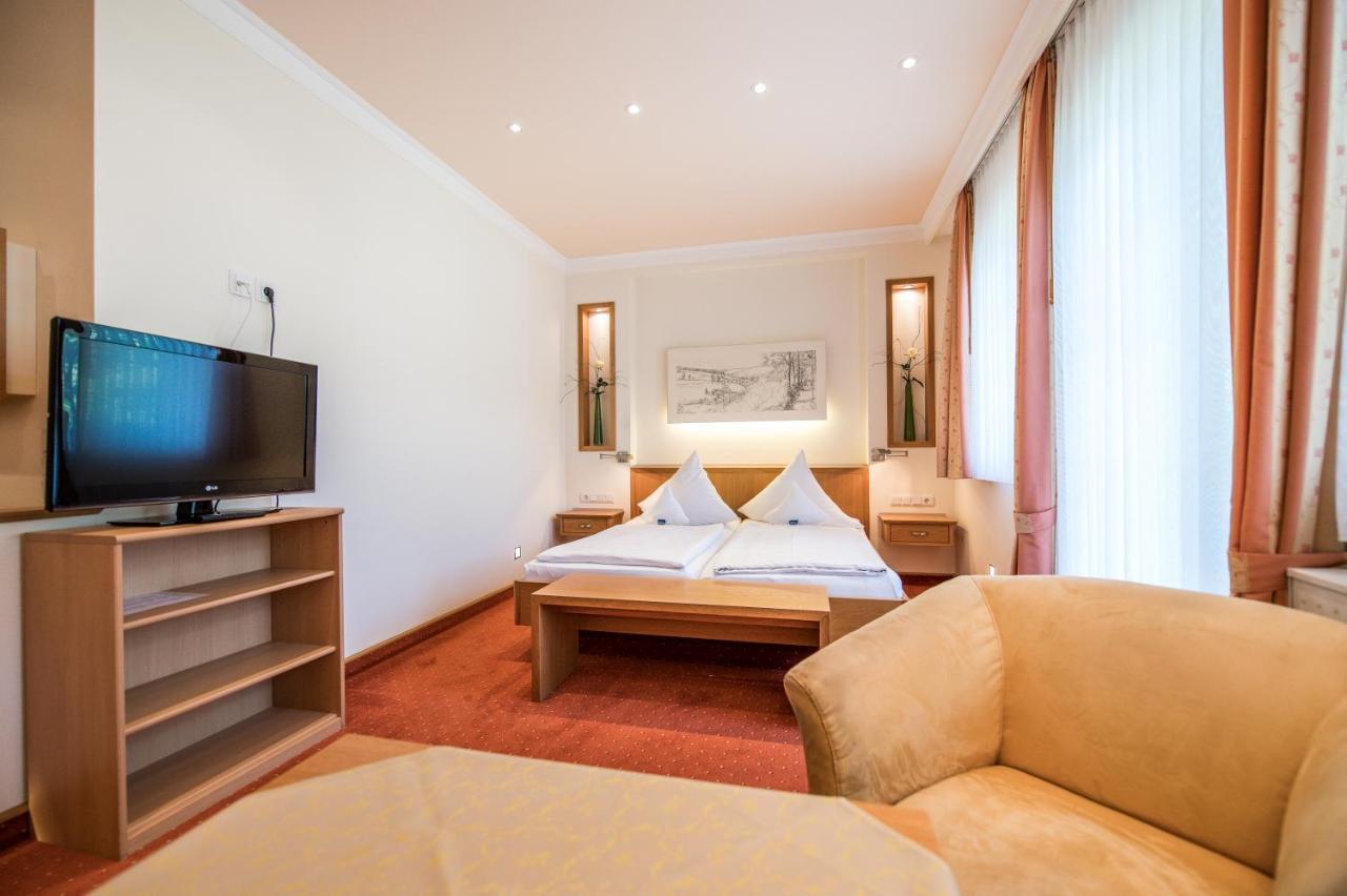 Hotel Hanses-Braeutigam Schmallenberg Extérieur photo