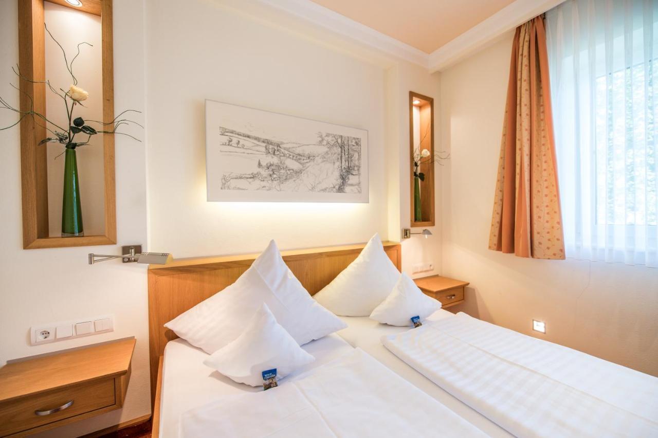 Hotel Hanses-Braeutigam Schmallenberg Extérieur photo