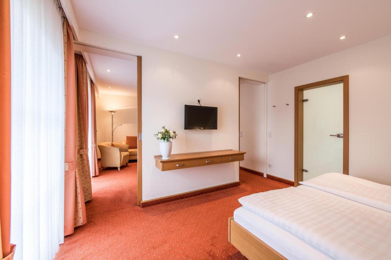 Hotel Hanses-Braeutigam Schmallenberg Extérieur photo